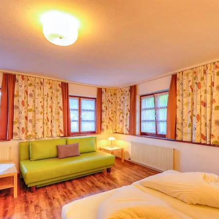 In With Wifi And 2 Bedrooms Apartment Zams